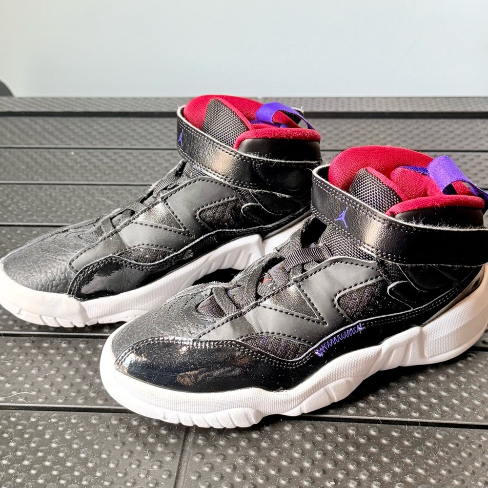 Nike Air Jordan Jumpman Two Trey